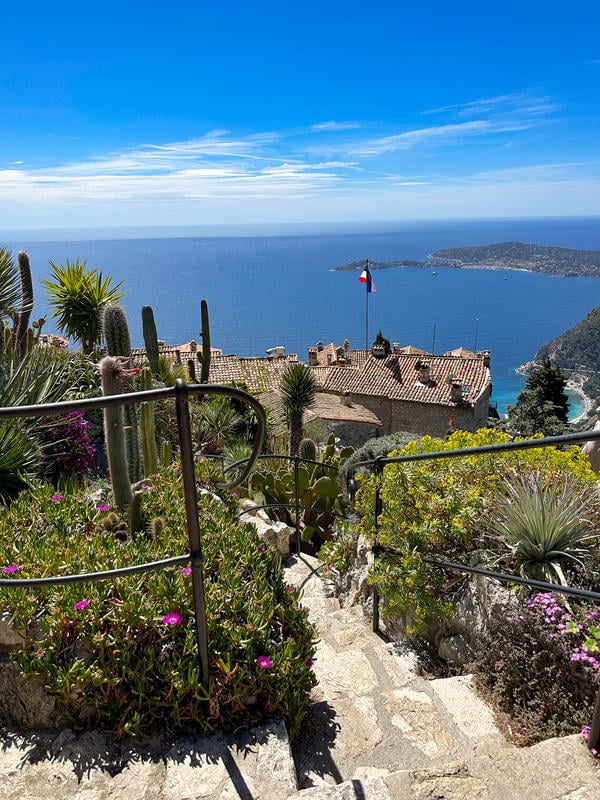 Jardin exotique d'Eze village et son panorama